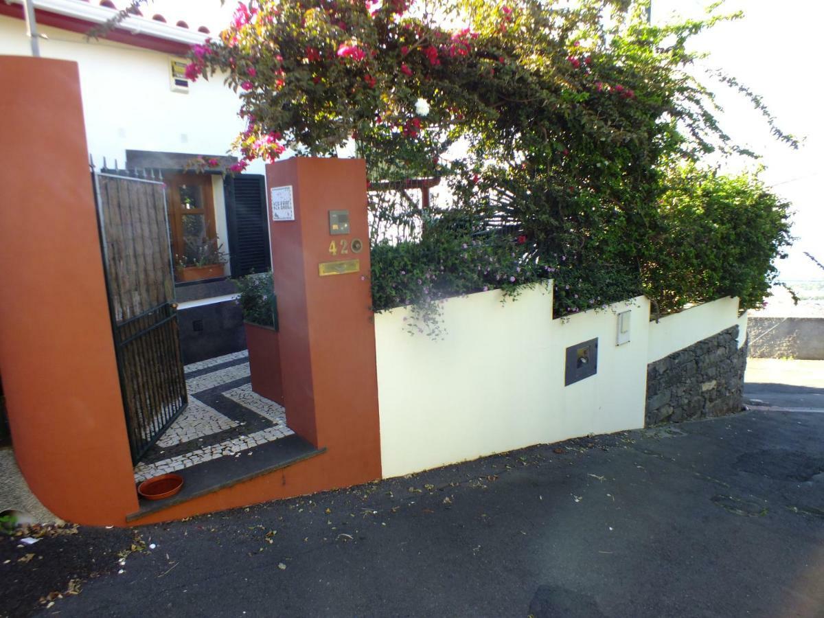 La Chambre De Ker Briac Bed & Breakfast Funchal  Exterior photo