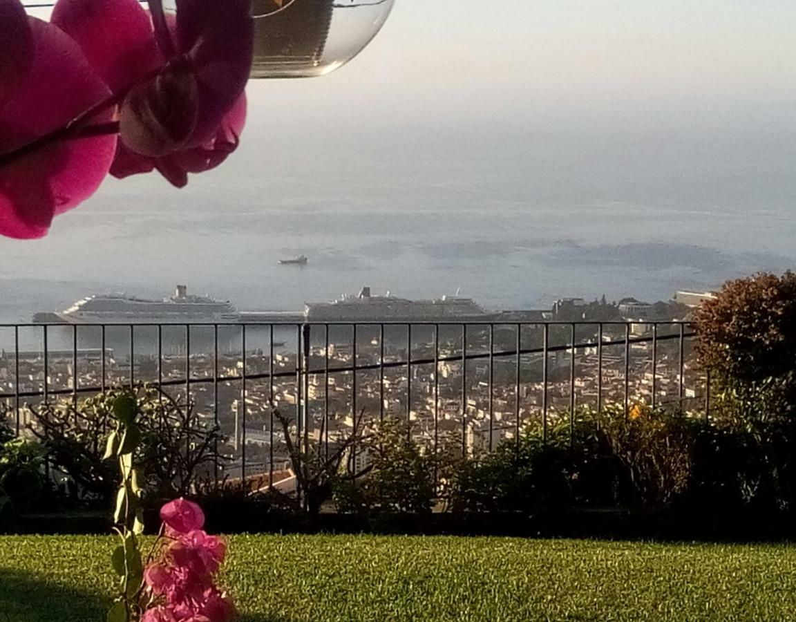 La Chambre De Ker Briac Bed & Breakfast Funchal  Exterior photo